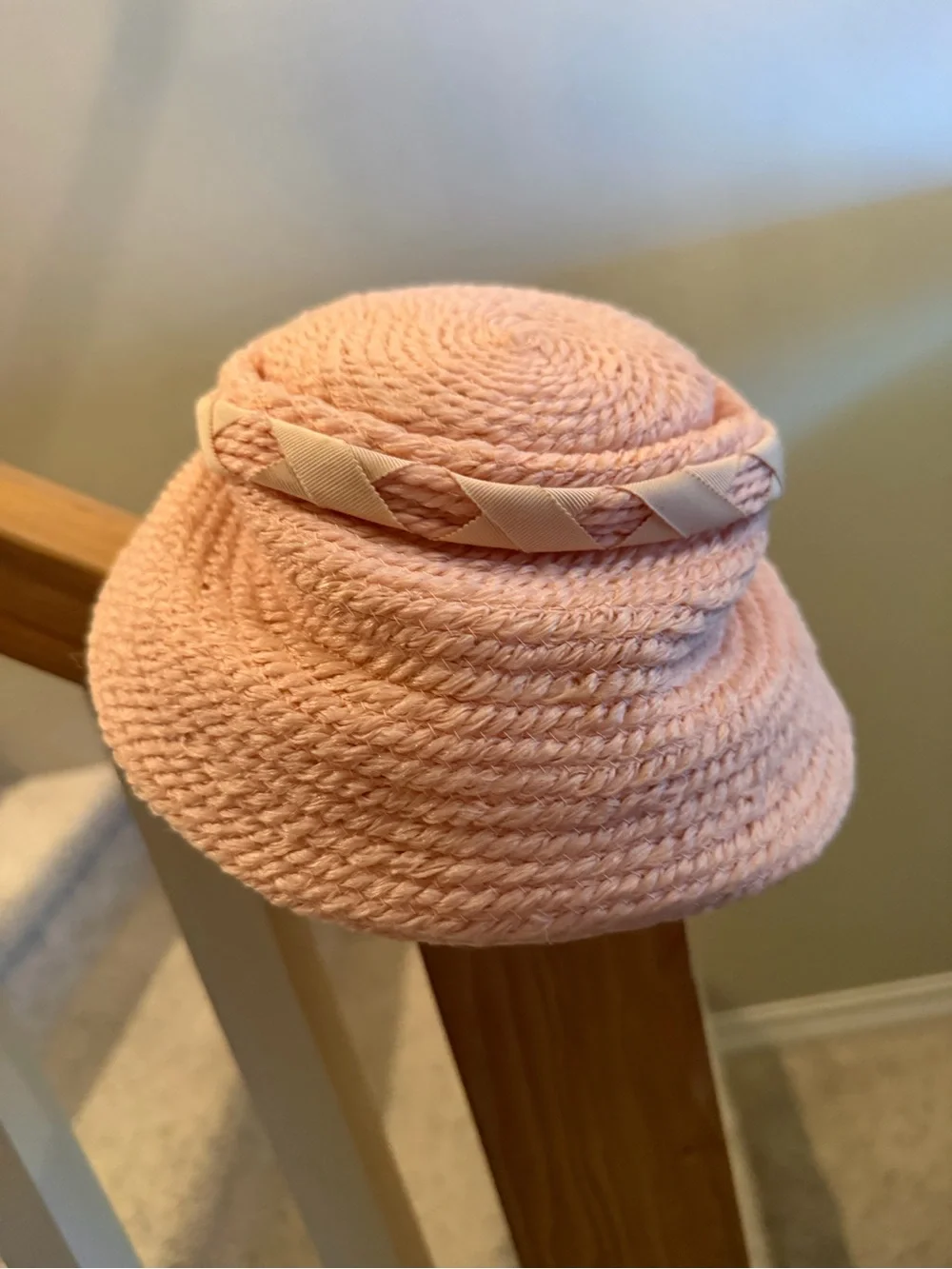 Vintage 1950s Spunwoven by Everett bonnet with Ribbon Trim